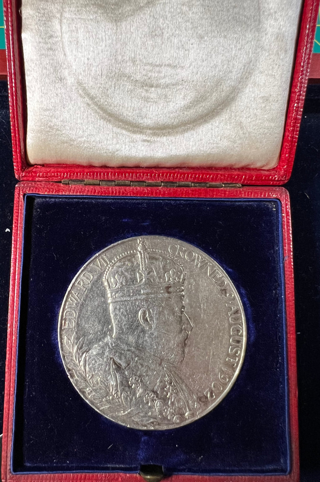 1902 Great Britain Silver Coronation Medal Edward VII & Queen Alexandra (Large, 56 mm, 86.06 g .925 Silver)